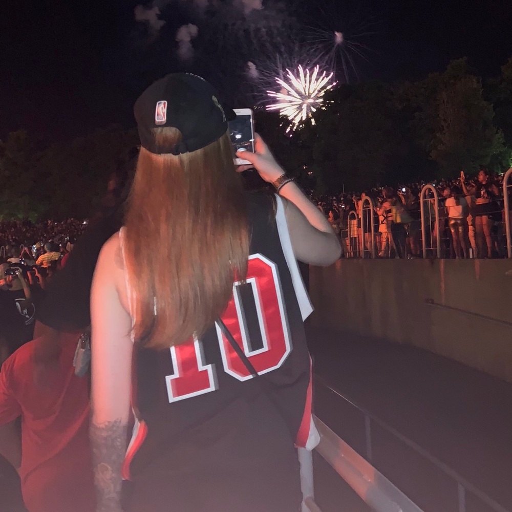 Meet your Posher, Sharon